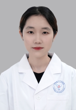 心理治疗师段霁芯